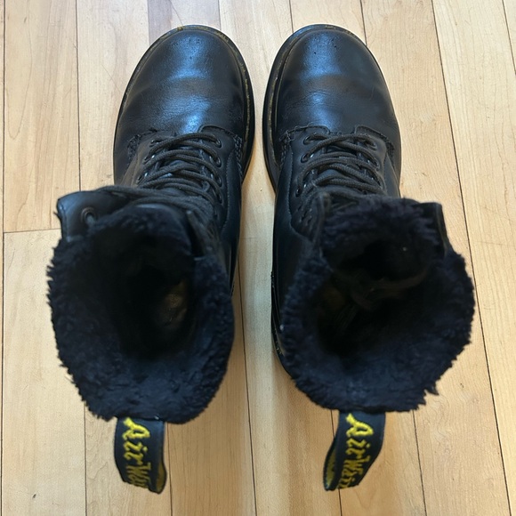 Dr. Martens 1460 Serena Women’s Faux Fur Lined Black Leather Boots - Picture 3 of 6
